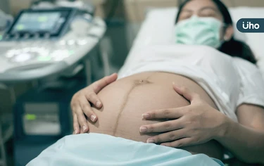 從Netflix韓劇《機智住院醫生生活》看產後大出血！醫揭「6類人」超危險