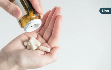 益生菌該怎麼挑？減肥吃益生菌有用嗎？醫揭益生菌常見「3大迷思」