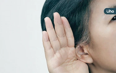 耳朵一側突然聽不見？小心突發性耳聾！醫：8成患者「找不出病因」