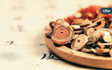 立秋是「轉骨」好時機！中醫揭「特調轉骨方」還能改善便祕、過敏