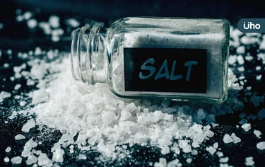 低鈉鹽沒味道？腎臟病不能吃？破解低鈉鹽「8大迷思」吃錯更要命