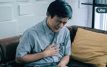 胸痛、血糖飆升⋯竟是「帶狀疱疹」作祟？醫警告：得過皮蛇更容易中風