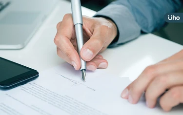 簽預立醫療決定書，和「放棄急救書」相同嗎？法律專家揭真相是⋯