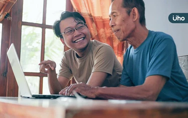 69歲通過指考，71歲成為大學新鮮人！前校長顏鴻森樂當「高年級大學生」