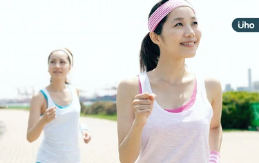 跑步新手必看！「女性跑步裝備」怎麼準備？一次盤點3大必備物品