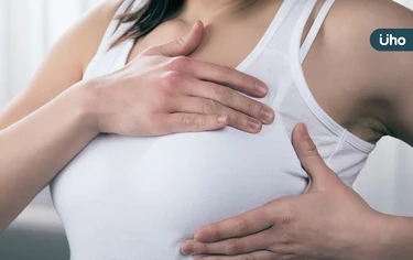 乳房長不明腫塊不痛不癢？醫揪「乳房葉狀瘤」未切除恐釀皮膚壞死