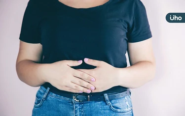 胃脹氣怎麼辦？哪些產氣食物不能吃？營養師授「4招」快速消脹氣