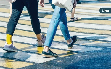 懶人福音！專家教「走路1動作」就能加速燃脂：免喘、免跑步就能瘦