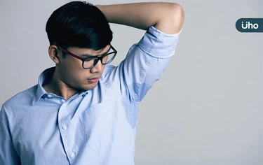 痘痘長不停，是青春痘還是「化膿性汗腺炎」？醫列「1表」比較關鍵差異