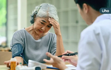 市售超夯「聲光儀」延緩失智？專家揭「不一定有效」治療機制待研究