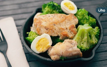 增肌減脂「雞蛋VS雞胸肉」該怎麼選？想補充蛋白質優先吃「這1種」