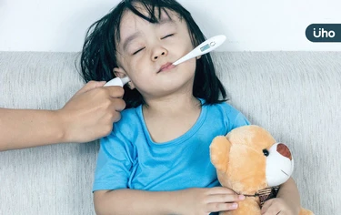 流感全年化趨勢！台大醫示警「秋冬恐雙病毒夾擊」重症死亡風險大增