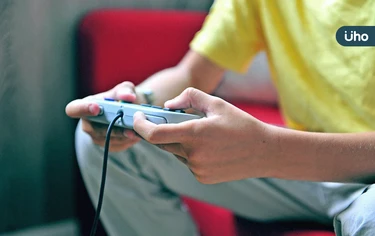 Switch玩到拇指痛？日本外科醫揪「任天堂炎症」拇指、肌腱都遭殃