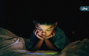 小孩暑假晚睡又變胖？醫揭開學前「4招」收心：早餐吃錯恐影響專注力