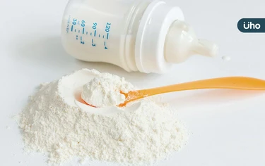 「配方奶粉＝2瓶可樂」影片惹議！食藥署打臉：乳糖量與母乳差不多