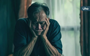 中風後情緒低落⋯是憂鬱症嗎？心理師授「5招」鼓勵他重拾復健動力