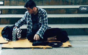 街友如何成為「詐騙加害者」？社工的第一手觀察：為了活命寧可沉默