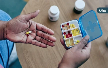 手術前還能吃藥嗎？哪些藥需要停用？麻醉科醫揭「3類藥物」要注意