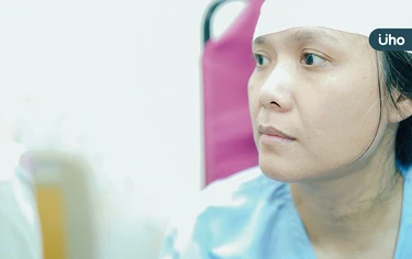 乳癌化療當心後遺症！她「周邊神經病變」四肢如刀割痛⋯醫教1招緩解