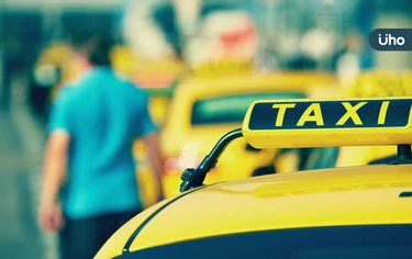 客搭車求「等20分鐘」竟沒多收錢！計程車司機：不計較反而得到更多