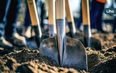 「鏟子超人」湧入花蓮救災！醫警告救災「忽略1件事」恐增致癌風險