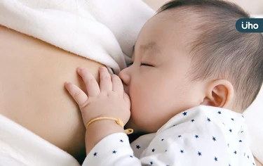 哺乳常見「飲食禁忌」！餵母乳可以喝咖啡、酒嗎？哺乳3大迷思一次看