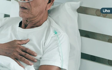 不只嬰幼兒要小心！高齡染RSV「6人就1位死亡」醫勸：2種人快打疫苗