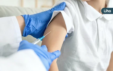 流感、新冠疫苗打氣旺！流感疫苗「2天打55萬劑」疾管署曝關鍵原因