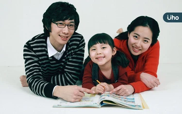 你的人生，只是複製父母的狗血劇本？薩提爾專家教你1招跳脫循環