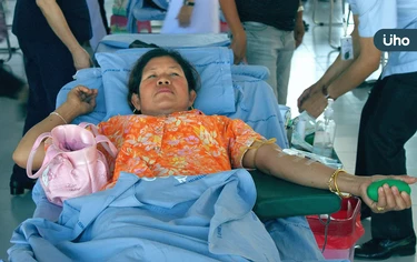 發燒、腹瀉輕症搶著顧？工會憂假日急症中心亂象「重症醫療人力出走」