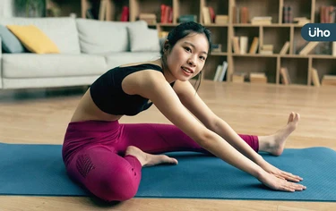 上班族久坐炸出腰間肉？居家必學「5個雕塑瑜伽」輕鬆養成小蠻腰