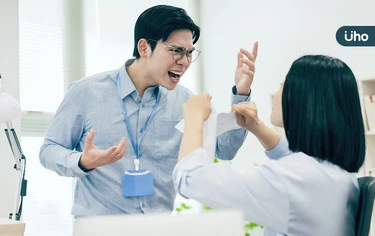 你是否曾經歷「言語冷暴力」？精神科醫：「攻擊」是感到威脅的反應