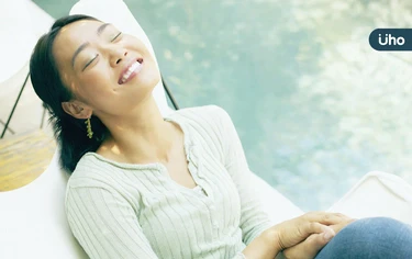 你有成為真正的大人嗎？心理學家：長大是要「盡力活出真實的自己」