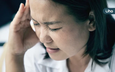 以為頭暈只是小毛病?醫示警:小心「頸動脈嚴重狹窄」恐釀中風危機