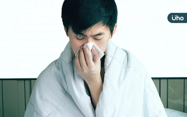 染流感別只吃成藥！醫警告「雙病毒株共存」：成人有1情況恐住院