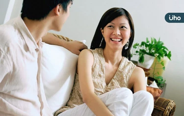 月薪只有3萬初，可以交女友嗎？兩性導師：比起薪水「更需要3條件」