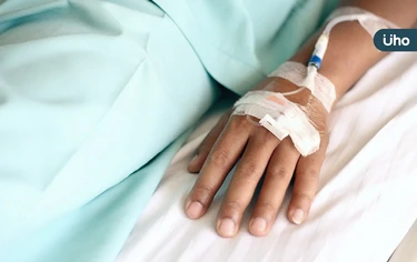 全身癱瘓還要救嗎？重症醫經歷生死現場才懂：真正的重生是從心開始