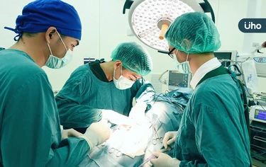 心臟手術「免開胸」又早拔管！北榮首創「內視鏡微創瓣膜」傷口僅5公分