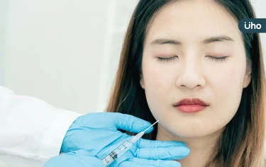 韓國超夯「水光針」是什麼？皮膚科醫揭「4大隱藏風險」千萬別忽略