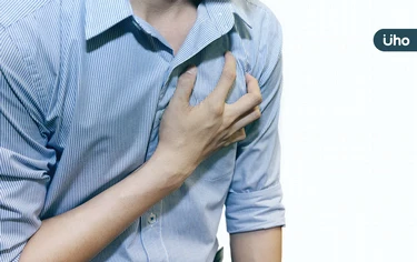 不明暈厥難診斷？「植入式心臟監測器」監測心跳變化：已納健保給付