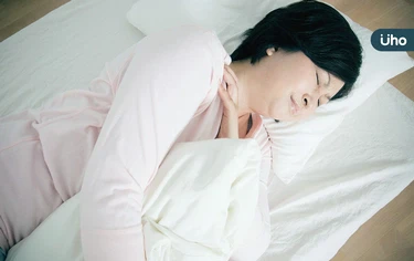 睡覺打呼聲變大⋯竟是罕見喉癌！醫揭「發現多已晚期」全喉切除恐失聲