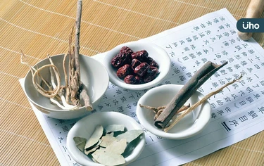 有食譜》冬季進補小心上火！3步驟做「溫補四神湯」任何體質都適合