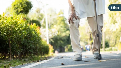 冬季骨折發生機率飆高20%  日照不足是關鍵 台灣2005年邁入超高齡社會  兩年身高縮短2公分要警覺