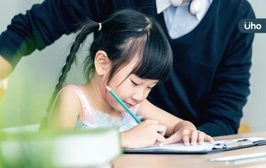 不補習，孩子寒暑假怎麼安排？教養作家教「1招規劃」比補習更充實