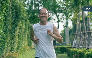 50歲開始學慢跑,要注意什麼?體能專家列「運動指南」養成慢跑習慣