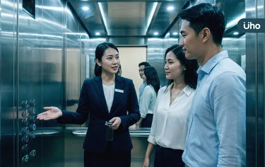 搭電梯偶遇老闆，只會躲在角落？執行長教你「應對1招」留下好印象