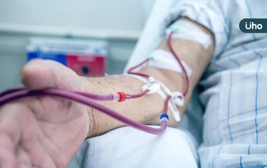 洗腎不用再跑醫院！衛福部公布《居家透析白皮書》在家就能完成治療