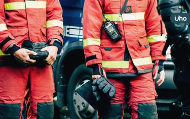 進火場遇閃燃「黑暗瞬襲來」⋯消防員的生死瞬間：不是每個人都英勇