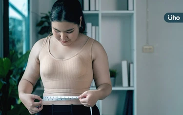 一走就喘！31歲女體重140公斤運動、斷食都沒用⋯醫「1招」減掉一半