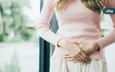 月經來就疲倦、易怒、情緒低落？研究揭「經前症候群」這年齡是高峰